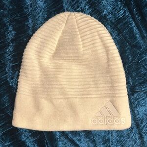 NWOT women’s Adidas beanie